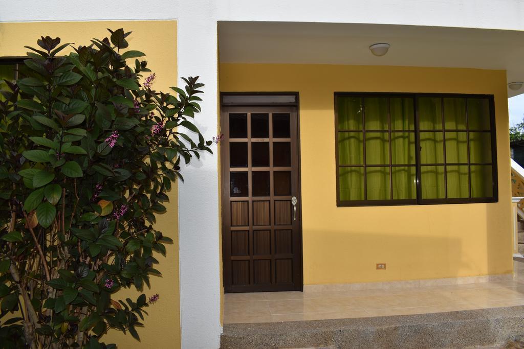 Posada James San Andrés エクステリア 写真